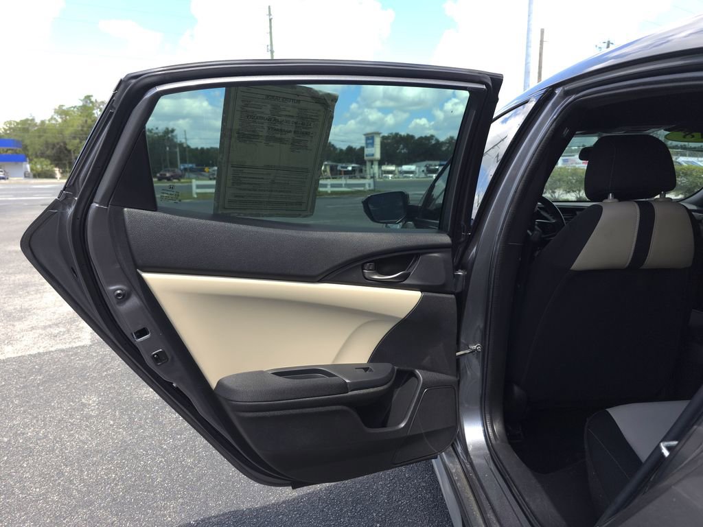 Used 2018 Honda Civic Sport image 10