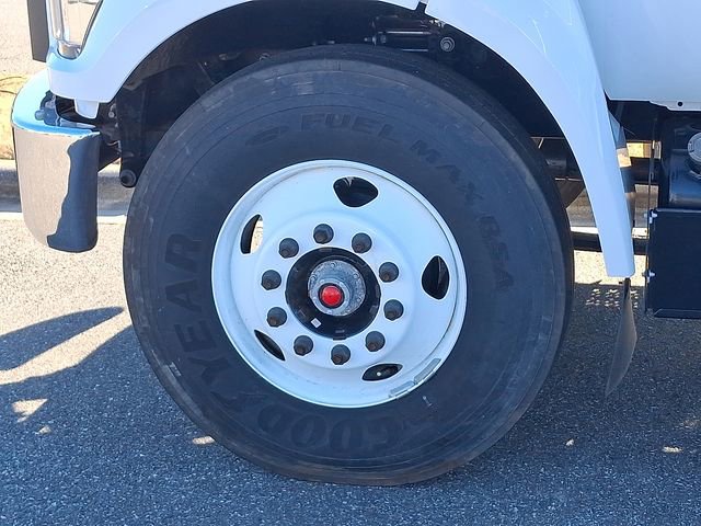 Used 2023 Ford F650 2WD Regular Cab Super Duty image 9
