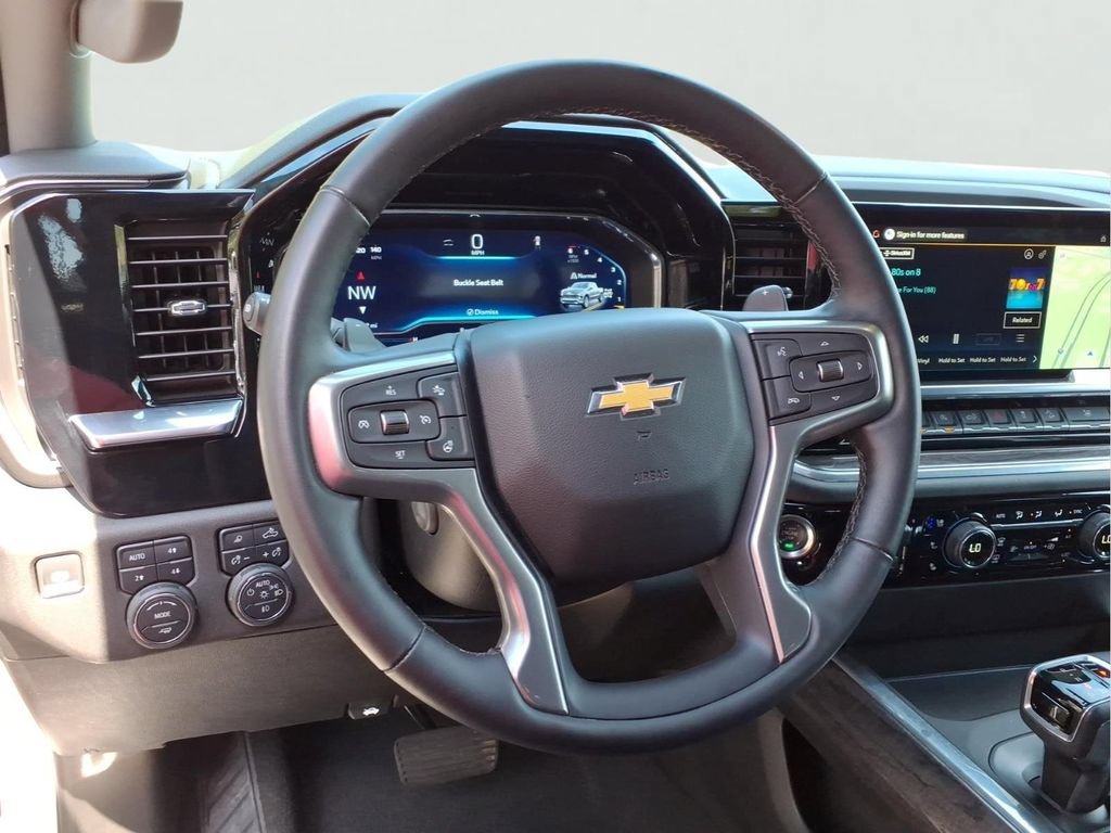 Used 2025 Chevrolet Silverado 1500 LTZ w/ Z71 Off-Road Package AWD/4WD image 3