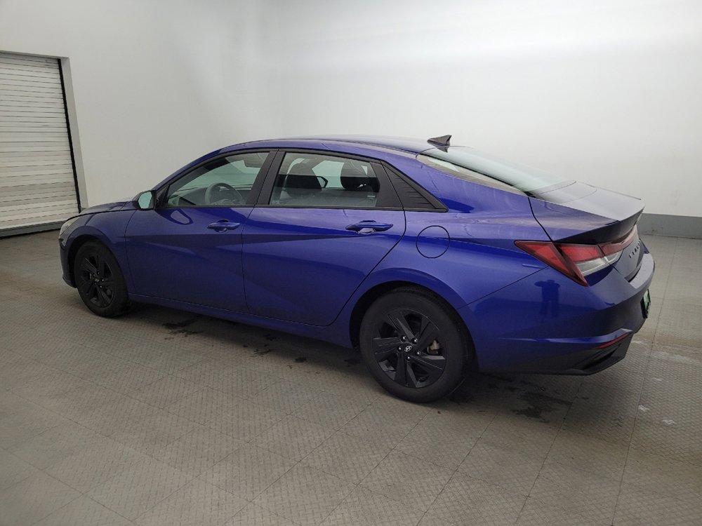 Used 2023 Hyundai Elantra SEL FWD image 3