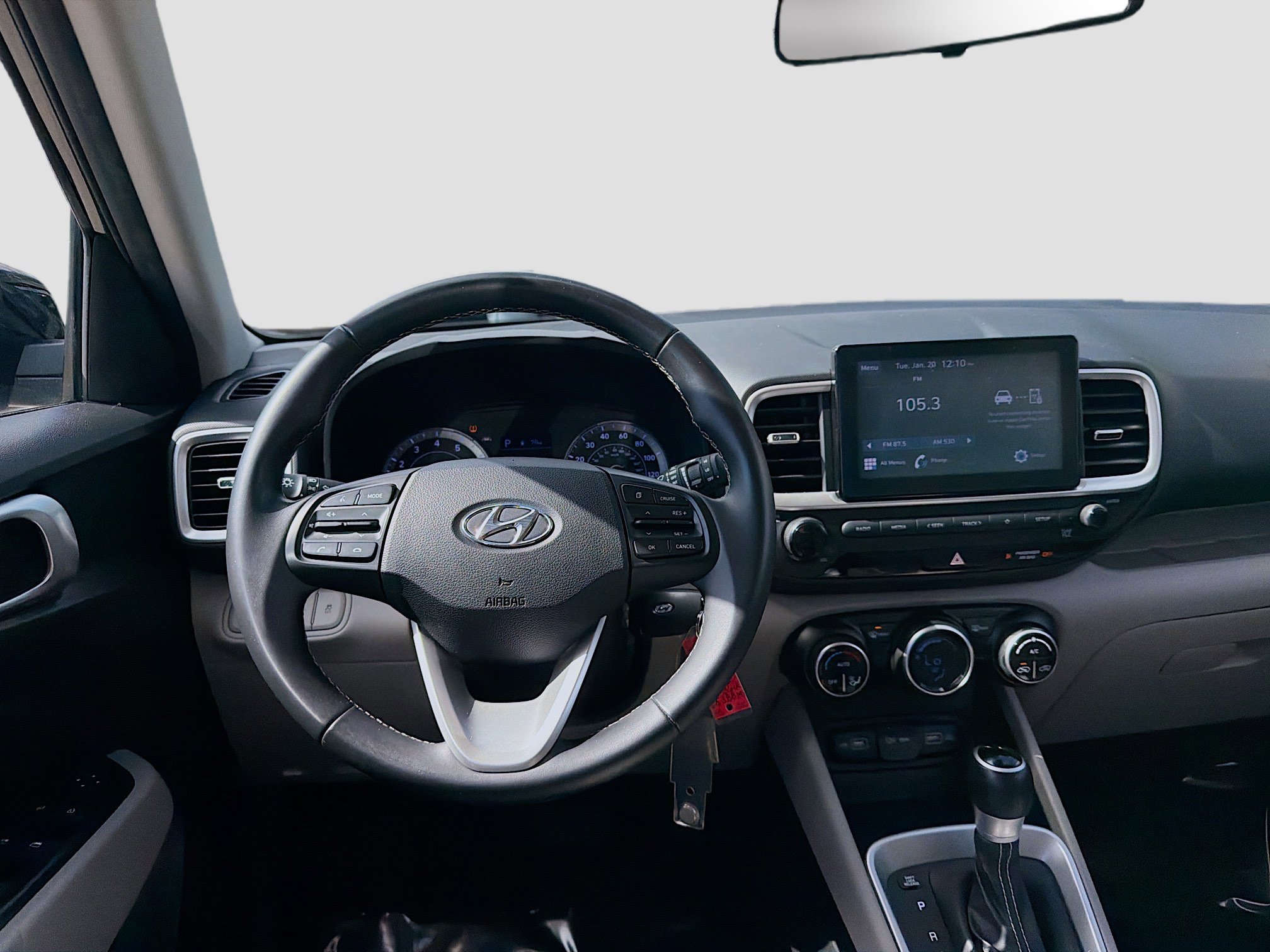 Used 2022 Hyundai Venue SEL image 18