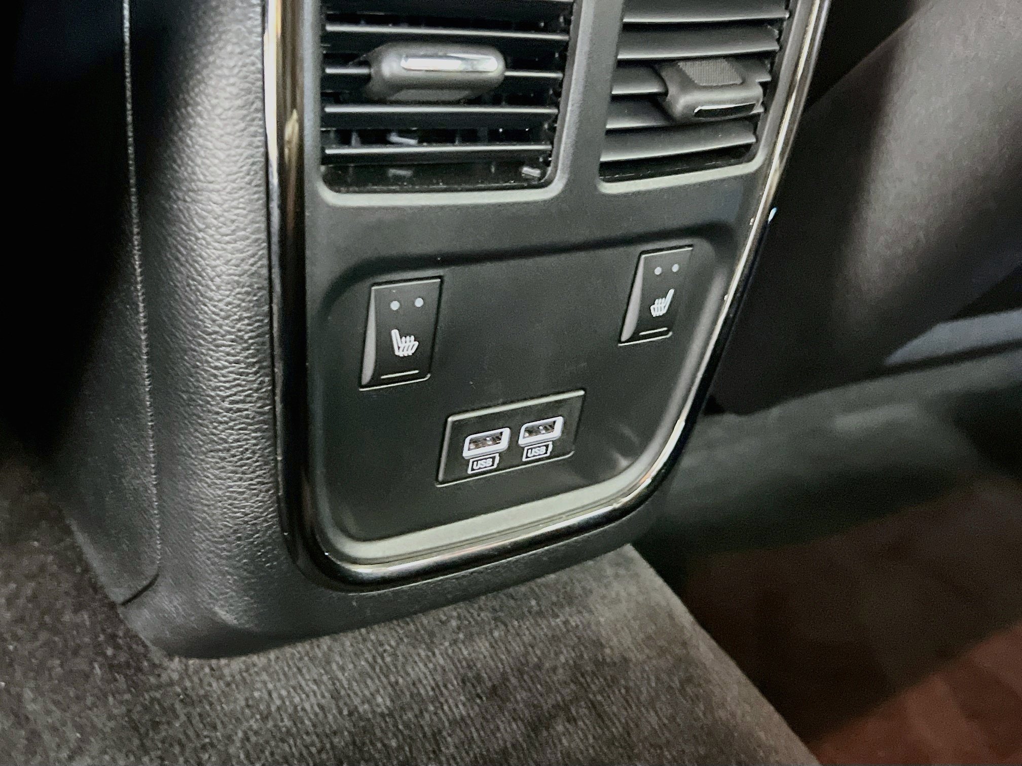Used 2018 Dodge Charger SRT Hellcat w/ Harman/Kardon Audio Group RWD image 28
