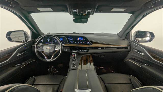 Used 2022 Cadillac Escalade ESV Premium Luxury AWD/4WD image 28