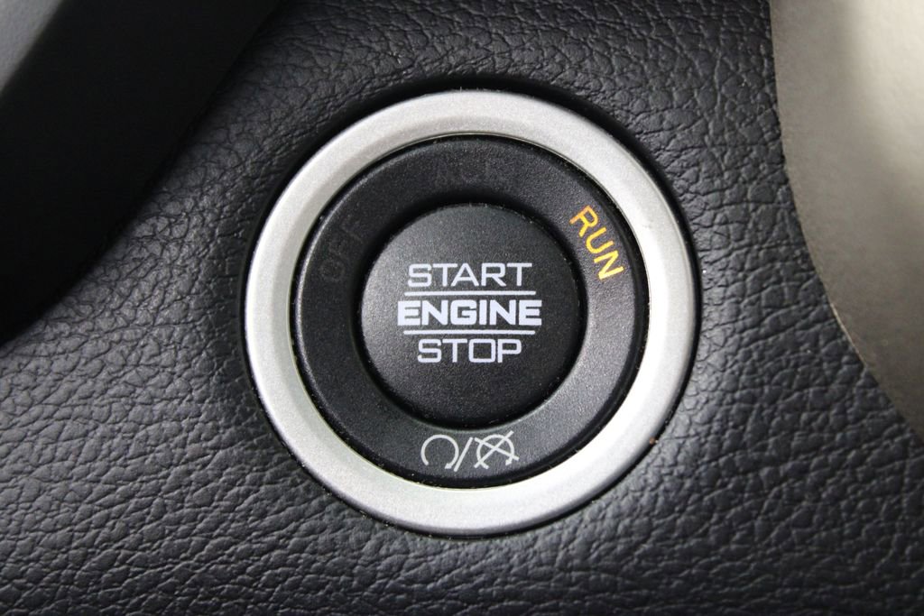 Used 2024 RAM 2500 Laramie image 12