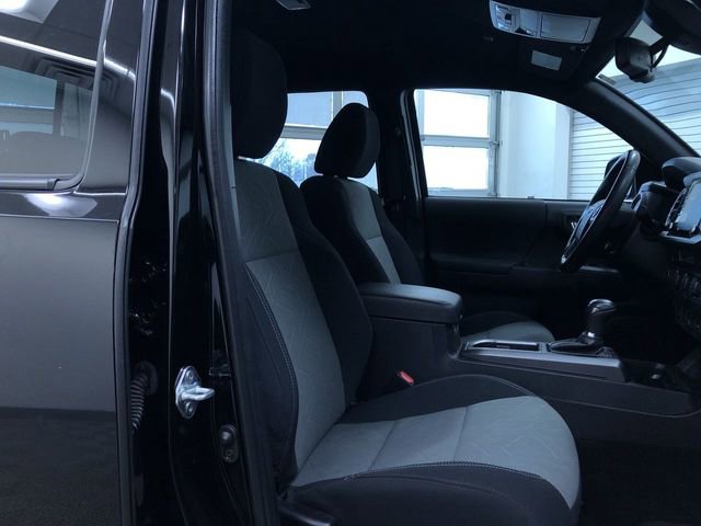 Certified 2023 Toyota Tacoma TRD Sport image 17