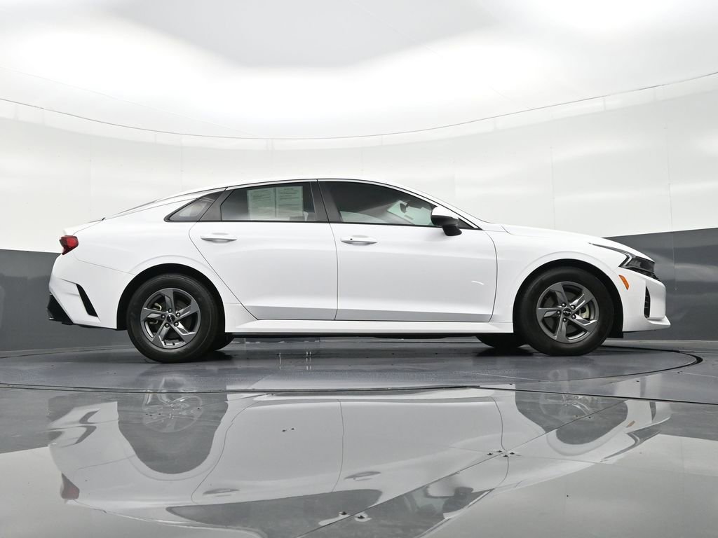 Used 2023 Kia K5 LXS image 28