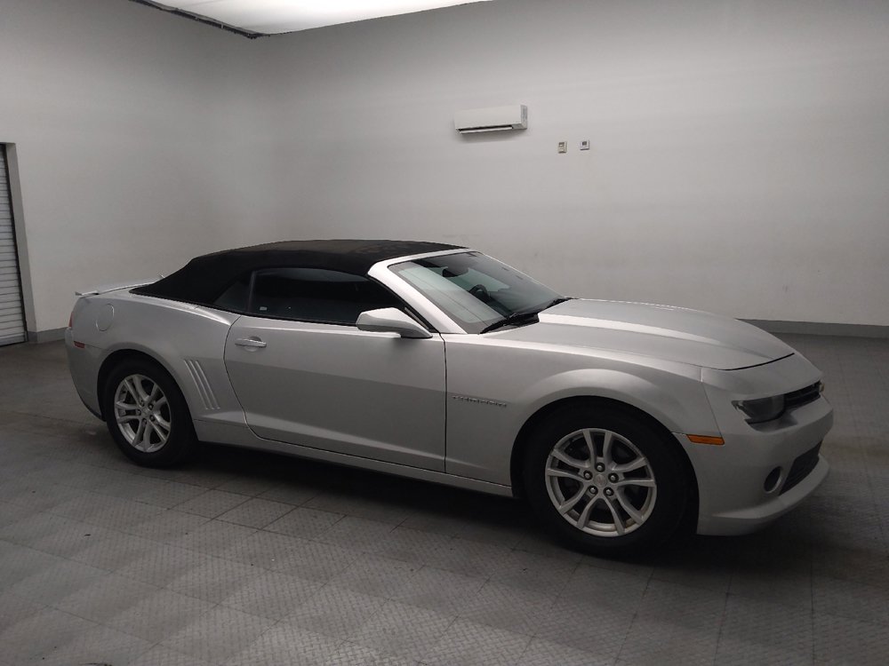 Used 2015 Chevrolet Camaro LT RWD image 11
