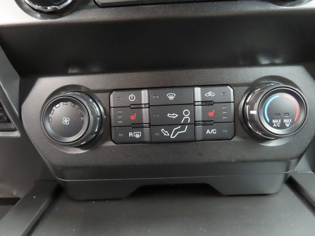 Used 2019 Ford F250 XLT w/ XLT Premium Package AWD/4WD image 48