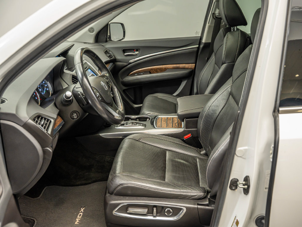 Used 2020 Acura MDX w/ Technology Package AWD/4WD image 22