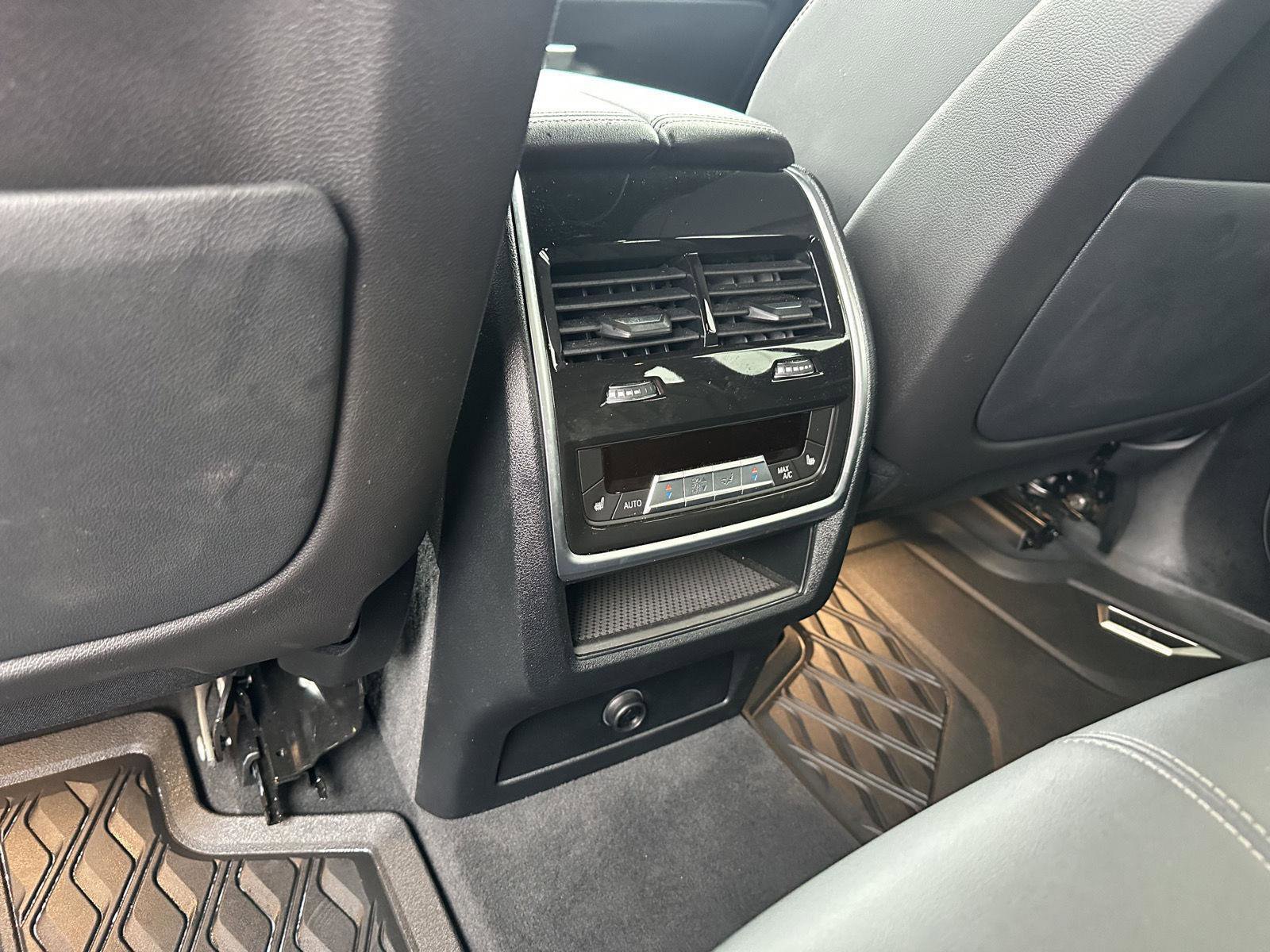 Used 2023 BMW X5 xDrive45e w/ Climate Comfort Package image 15
