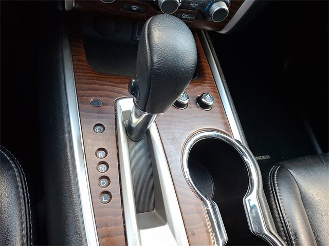 Used 2019 Nissan Pathfinder Platinum w/ Cargo Package image 18