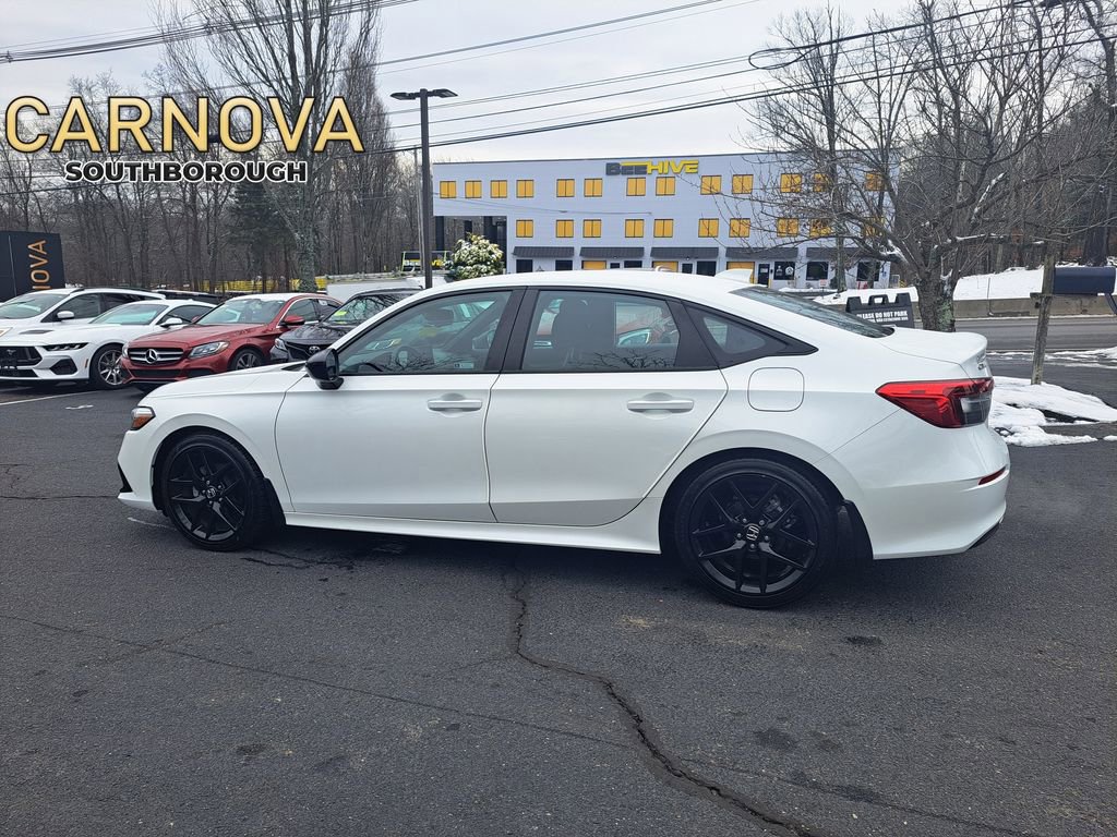 Used 2024 Honda Civic Sport image 3