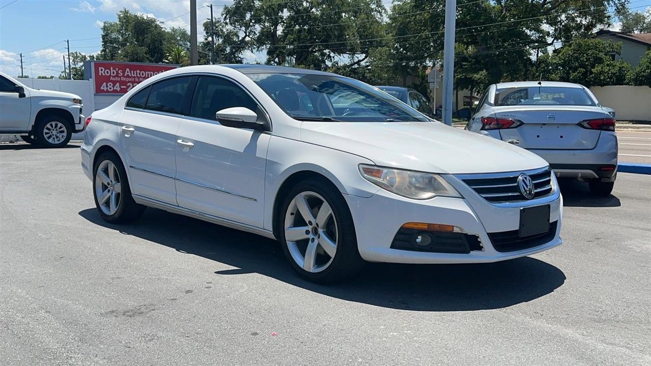 Used 2011 Volkswagen CC Lux Plus FWD image 4