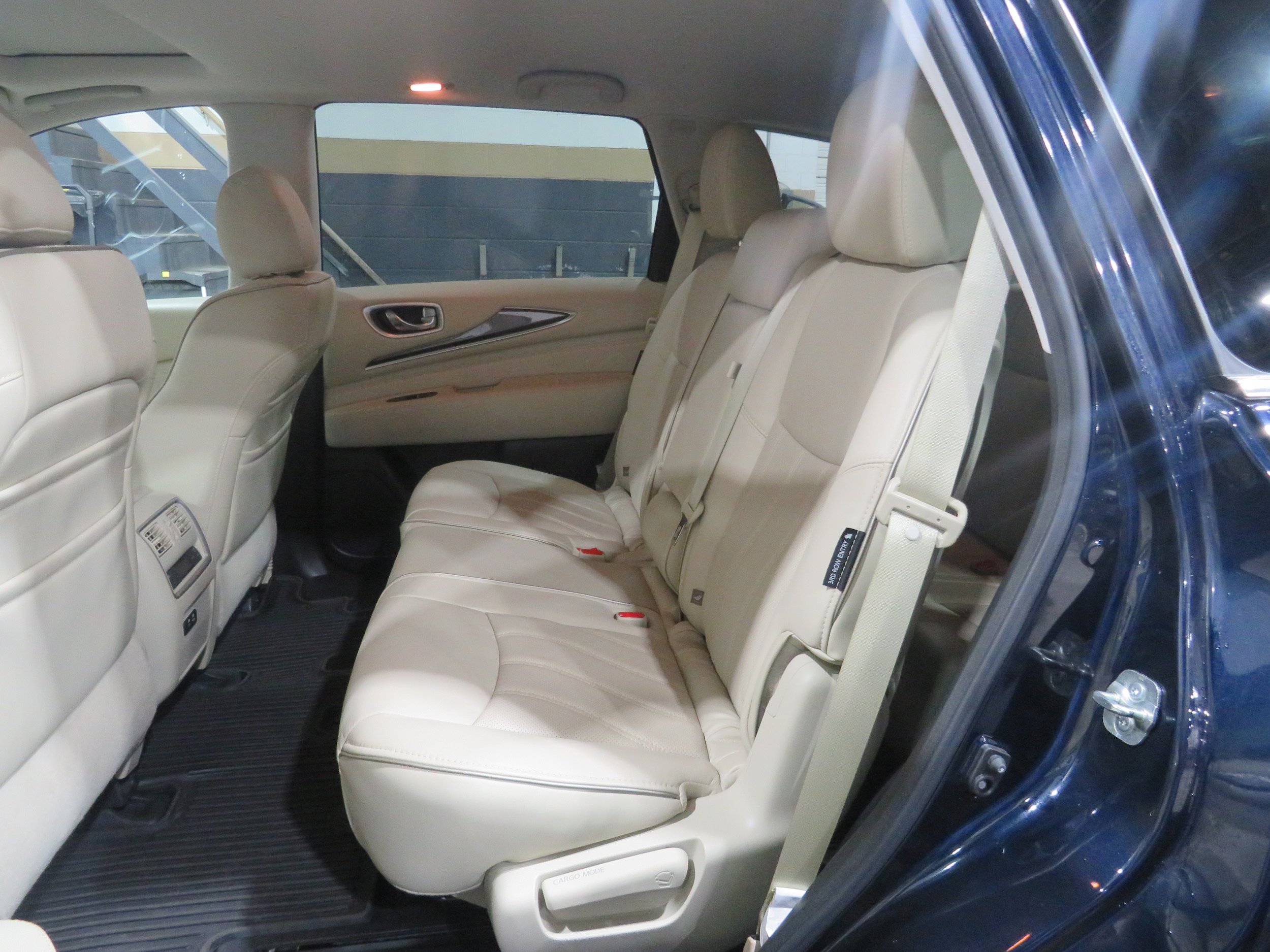 Used 2020 INFINITI QX60 Luxe w/ Essential Package AWD/4WD image 8
