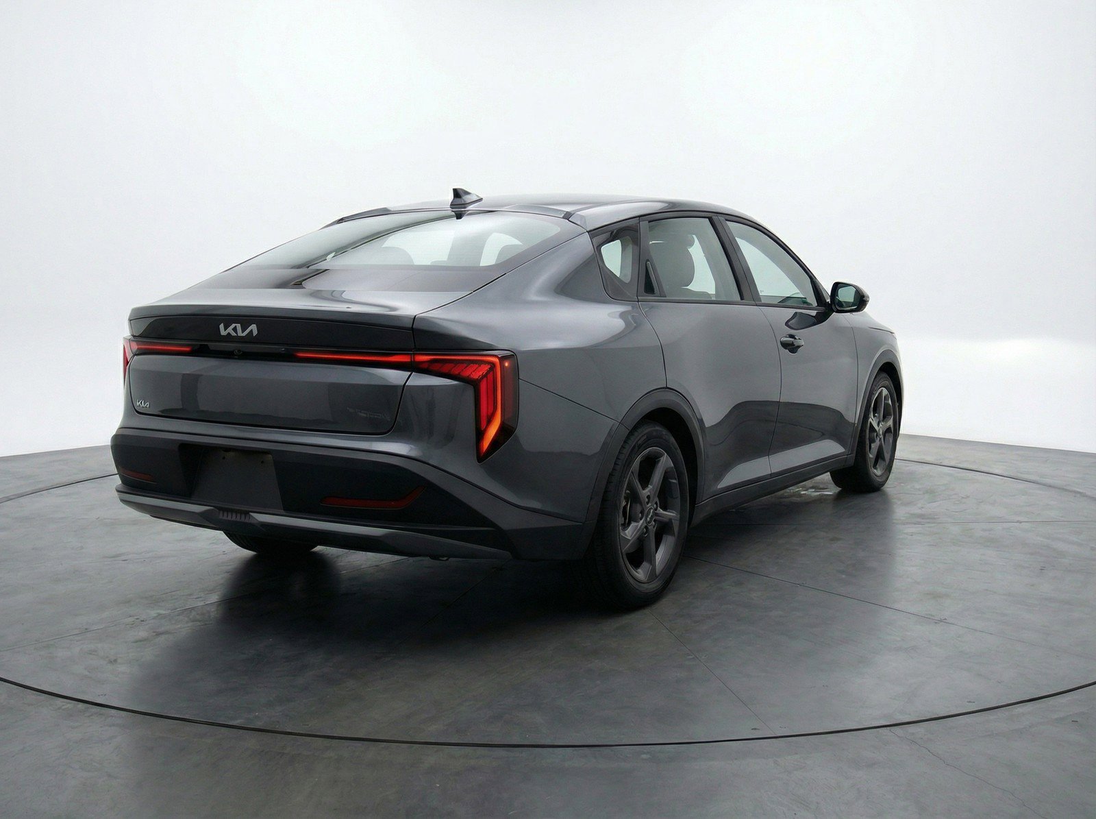 Used 2025 Kia K4 LXS image 9