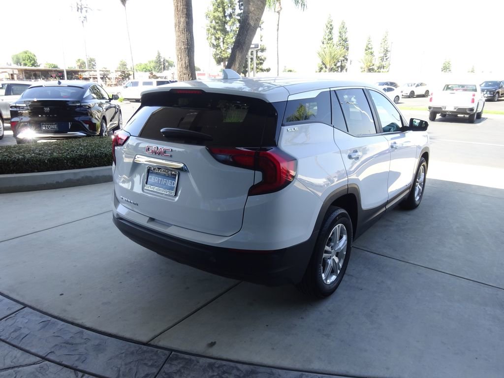 Certified 2021 GMC Terrain SLE w/ LPO, Floor Liner Package FWD image 10