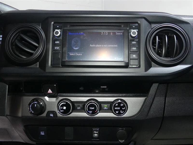 Used 2017 Toyota Tacoma SR image 31