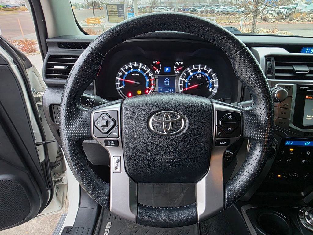 Used 2016 Toyota 4Runner 4WD image 10
