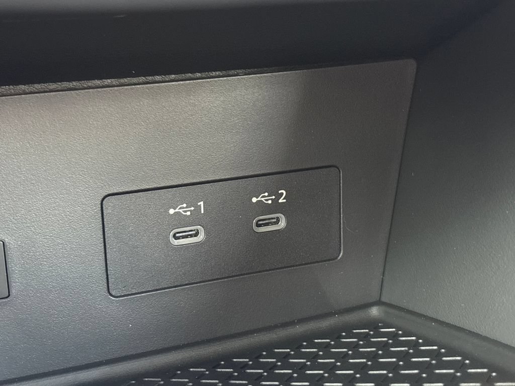 New 2026 Nissan Pathfinder Platinum FWD image 18