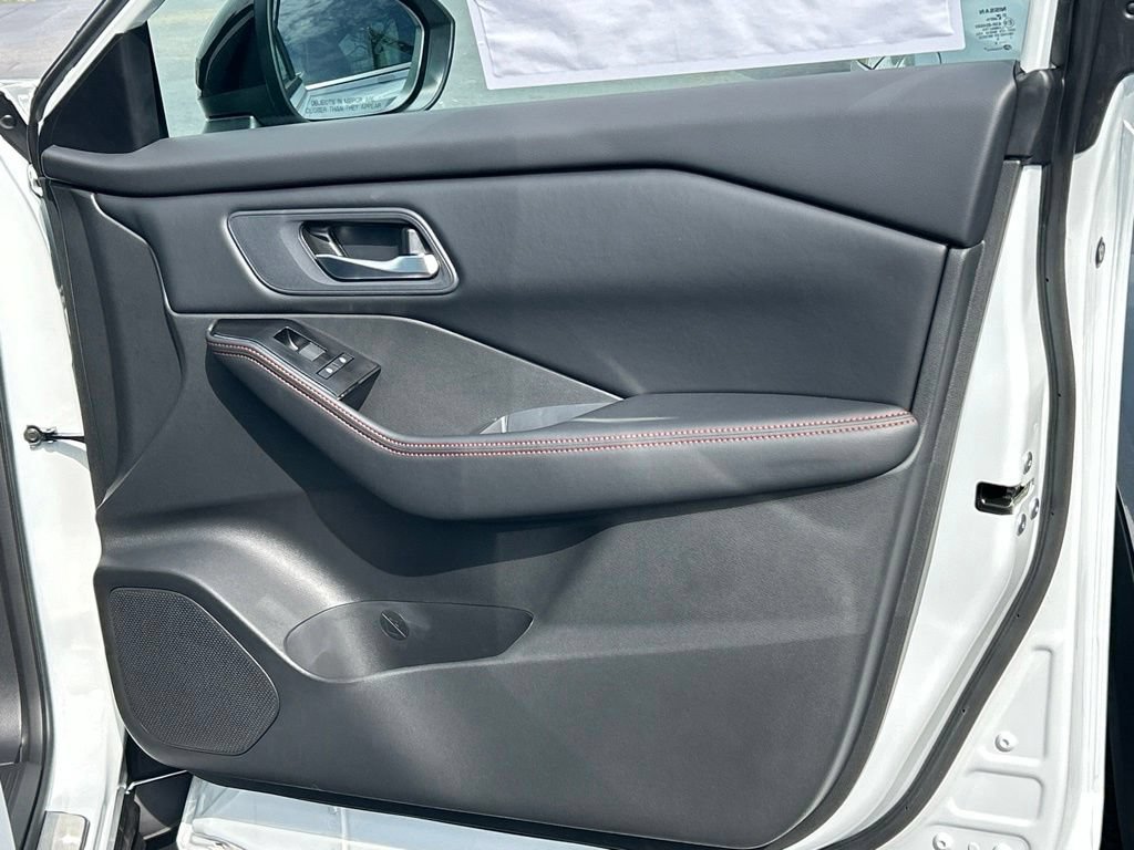 New 2026 Nissan Rogue SV AWD/4WD image 41
