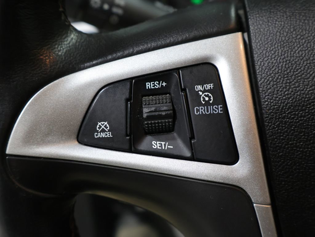 Used 2012 Chevrolet Equinox LT w/ Driver Convenience Package image 30