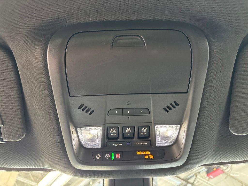 Used 2023 Buick Enclave Essence w/ Experience Buick Package AWD/4WD image 32