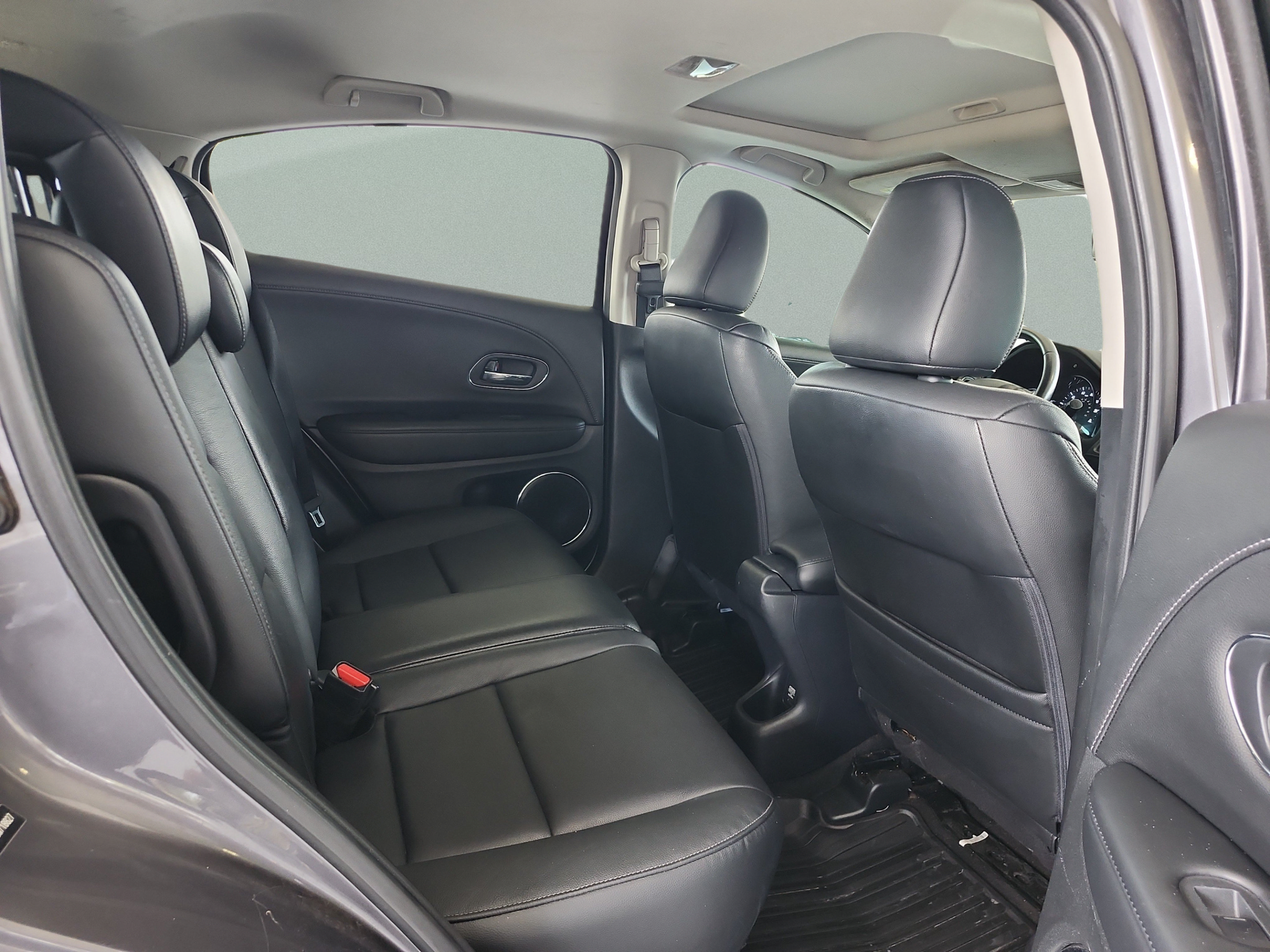Used 2018 Honda HR-V EX-L image 21