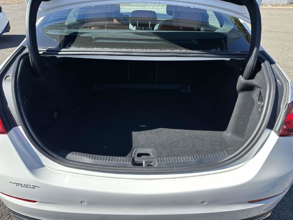 Used 2025 Mercedes-Benz C 300 Sedan image 12