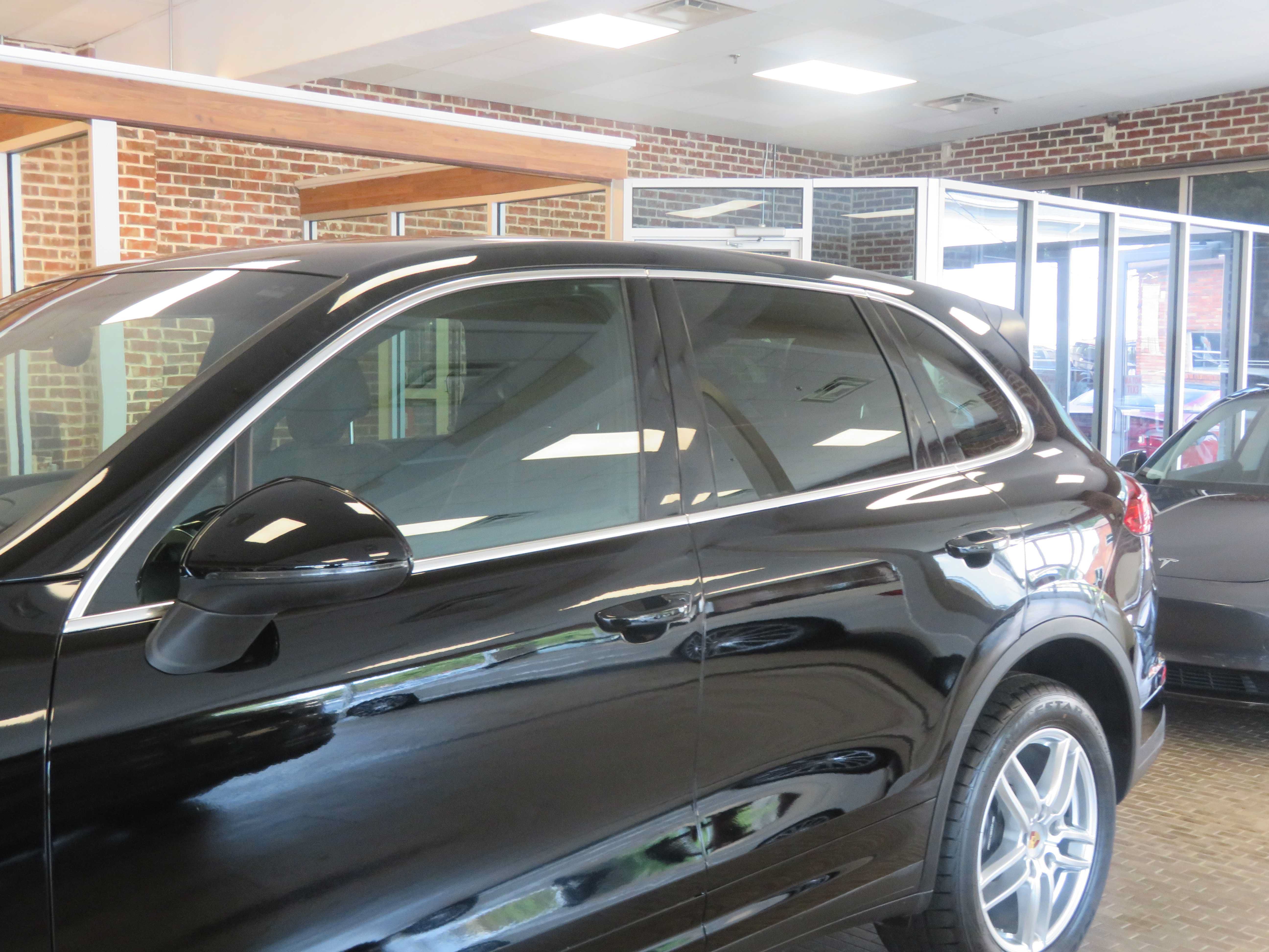 Used 2016 Porsche Cayenne AWD/4WD image 72