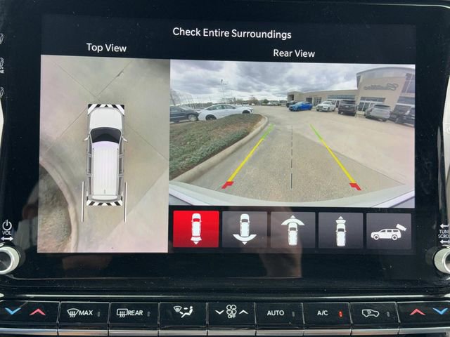 Used 2022 Jeep Grand Wagoneer Series III w/ Rear Seat Video Group 1 image 31