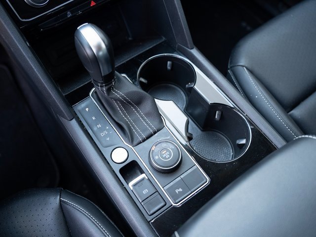 Certified 2022 Volkswagen Atlas SE image 26