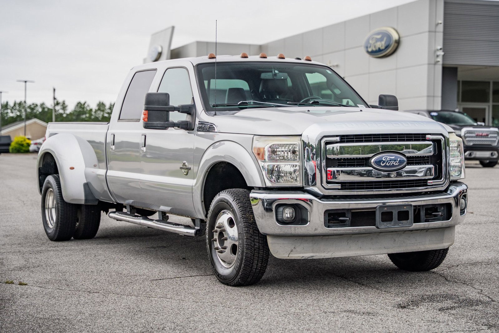 Used 2011 Ford F350 Lariat w/ Lariat Interior Pkg
