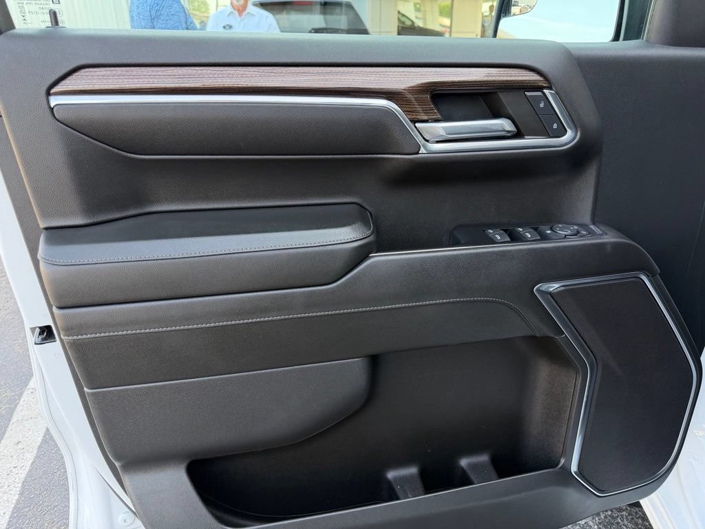 Used 2024 Chevrolet Silverado 1500 RST AWD/4WD image 11