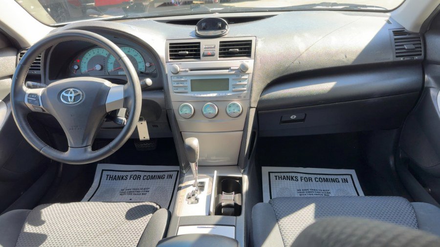 Used 2009 Toyota Camry SE FWD image 12