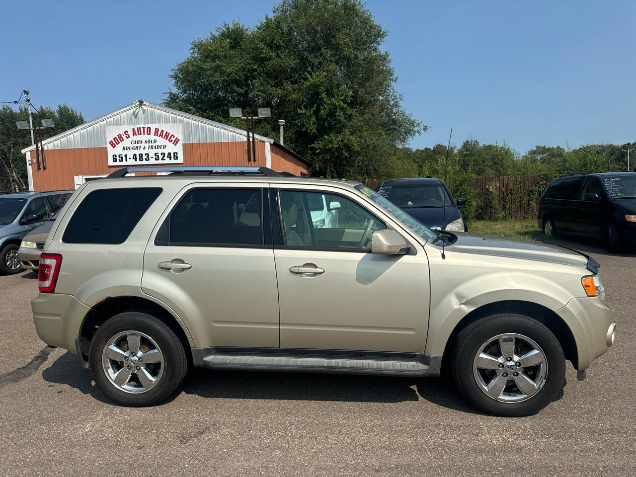 Used 2011 Ford Escape Limited w/ 302A Rapid Spec Order Code AWD/4WD image 4
