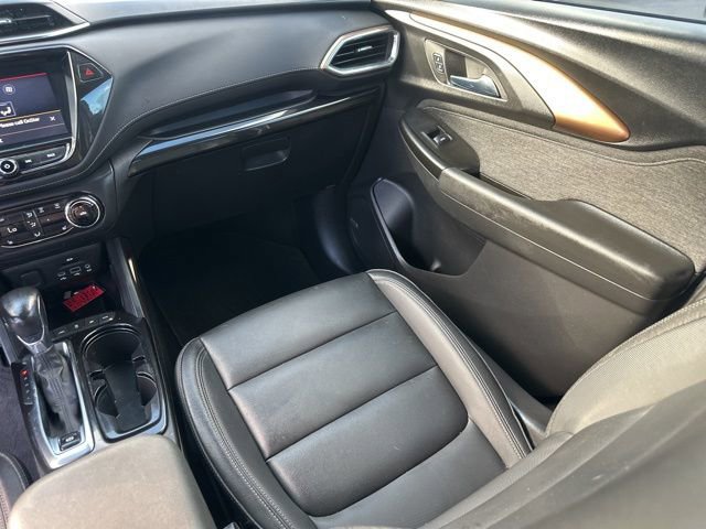Used 2021 Chevrolet TrailBlazer ACTIV w/ Technology Package image 28