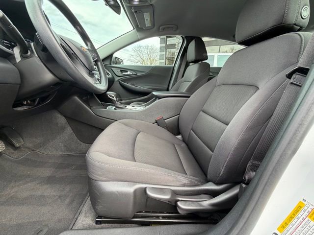 Used 2021 Chevrolet Malibu LS FWD image 5