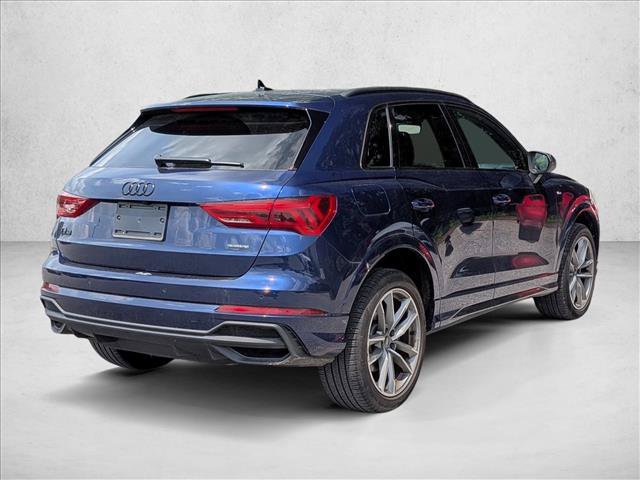 Certified 2023 Audi Q3 2.0T Premium w/ Black Optic Sport Package AWD/4WD image 5