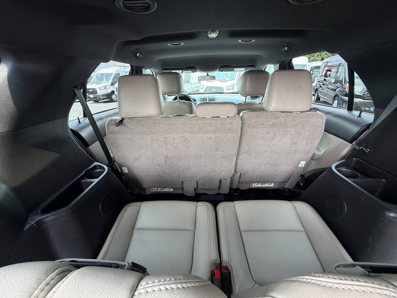 Used 2015 Ford Explorer XLT w/ Equipment Group 202B AWD/4WD image 29