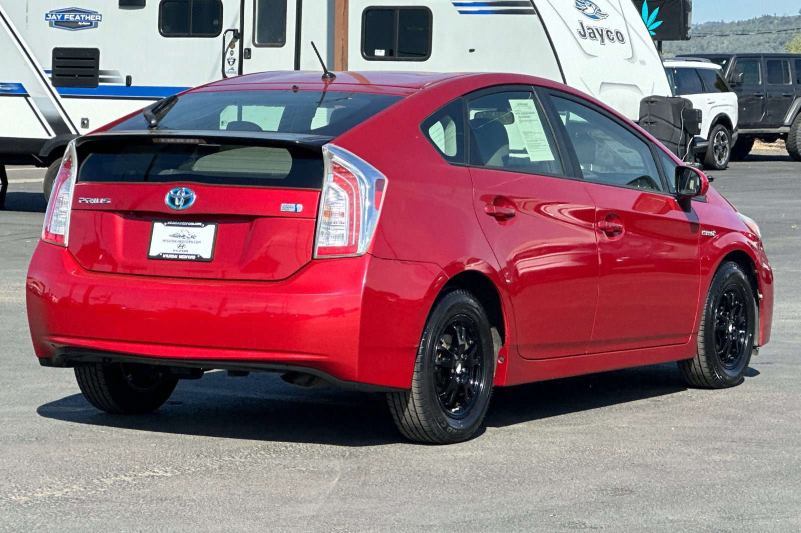 Used 2015 Toyota Prius Two FWD image 4