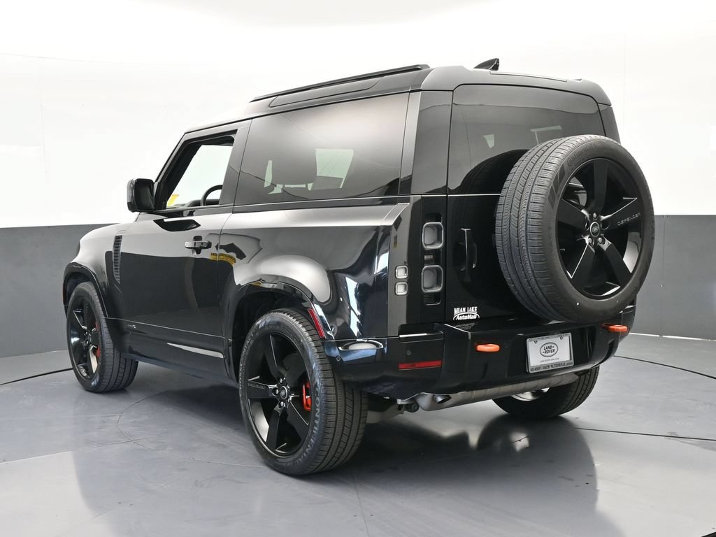 Used 2023 Land Rover Defender 90 X AWD/4WD image 4