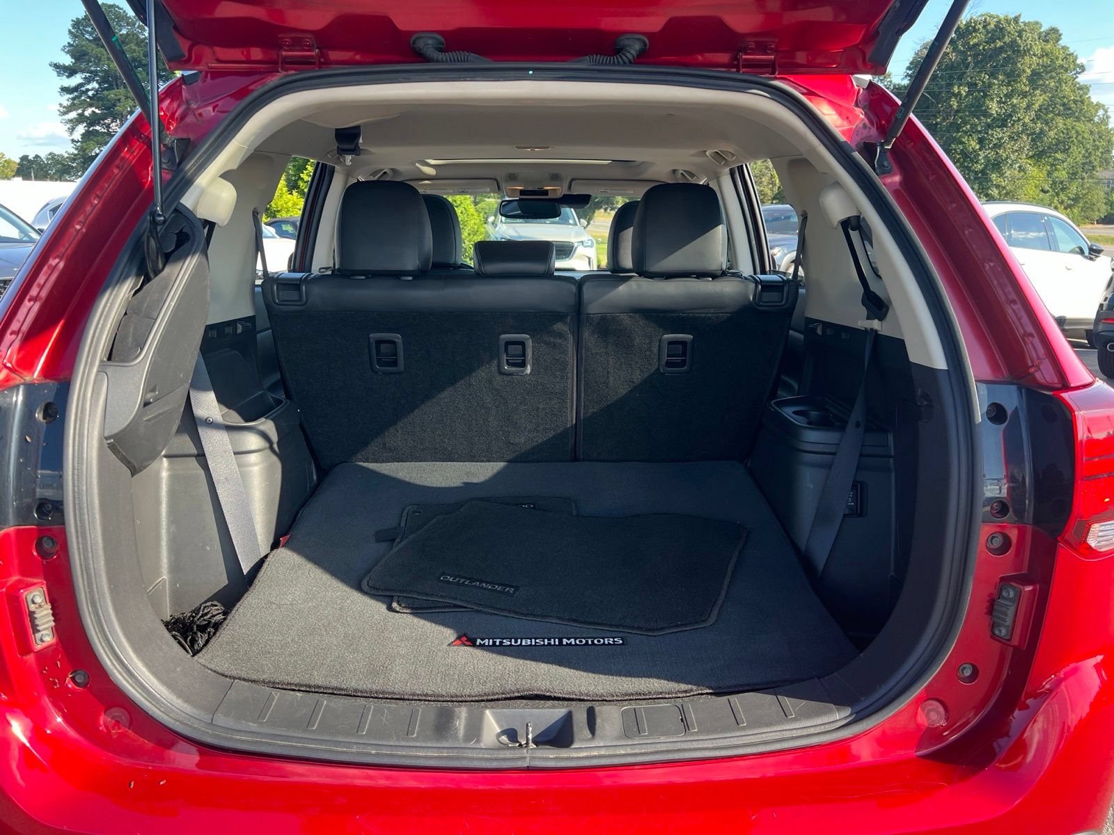 Used 2020 Mitsubishi Outlander GT AWD/4WD image 25