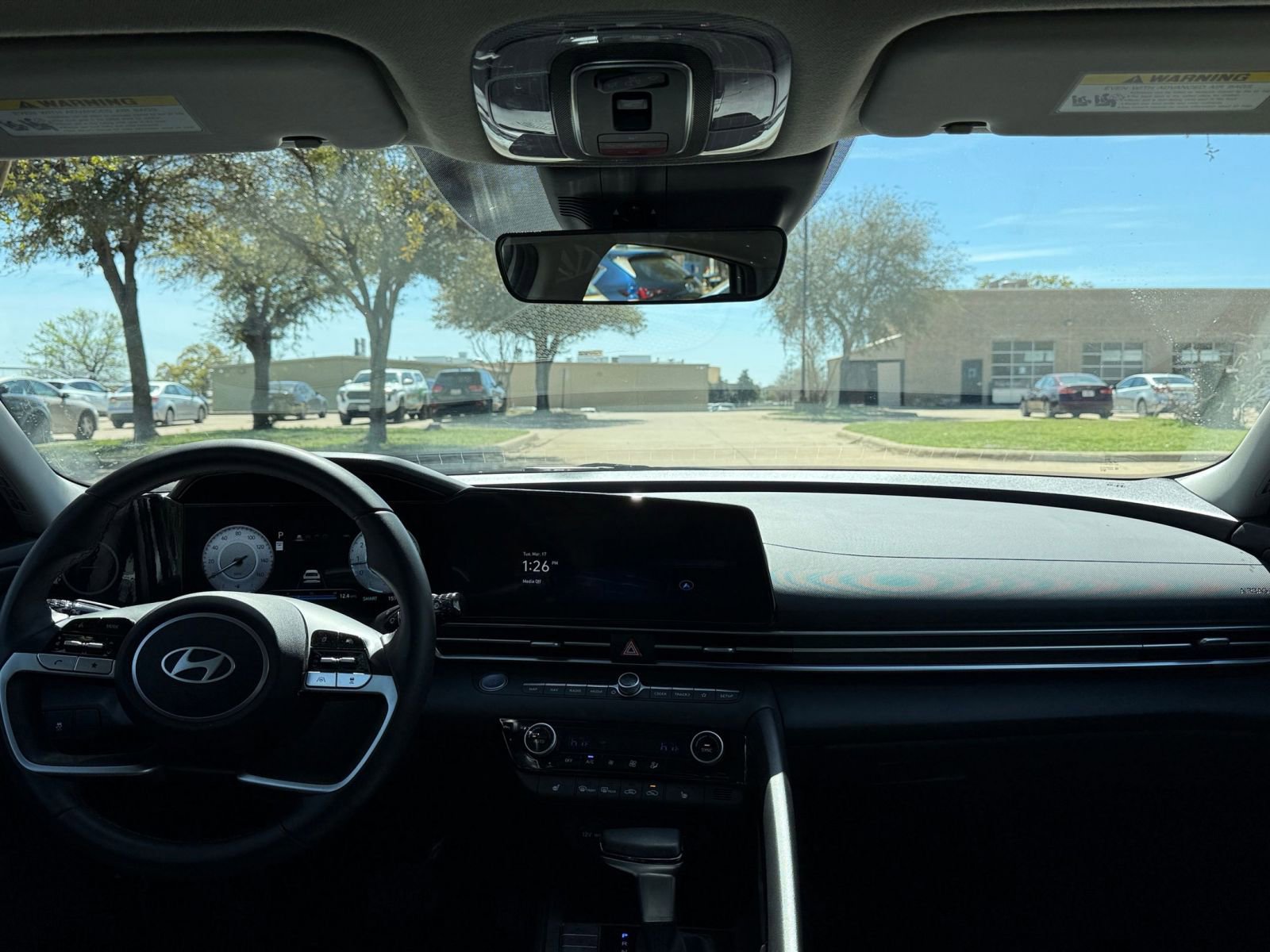 Used 2025 Hyundai Elantra SEL image 35