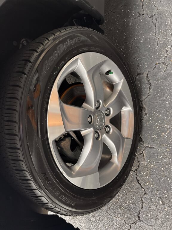 Used 2021 Honda HR-V LX image 26