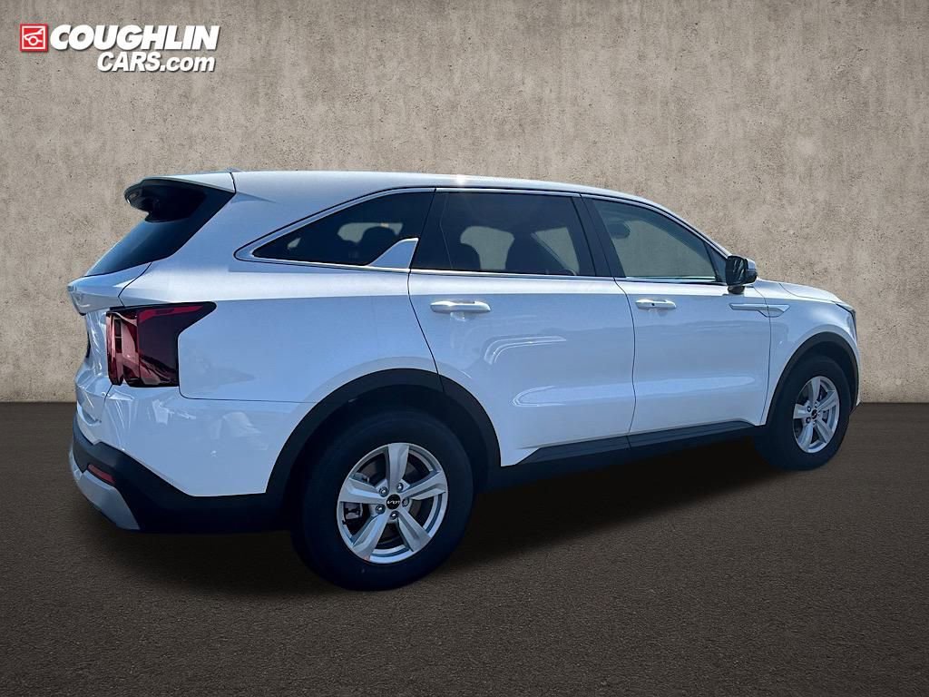 New 2025 Kia Sorento LX image 4