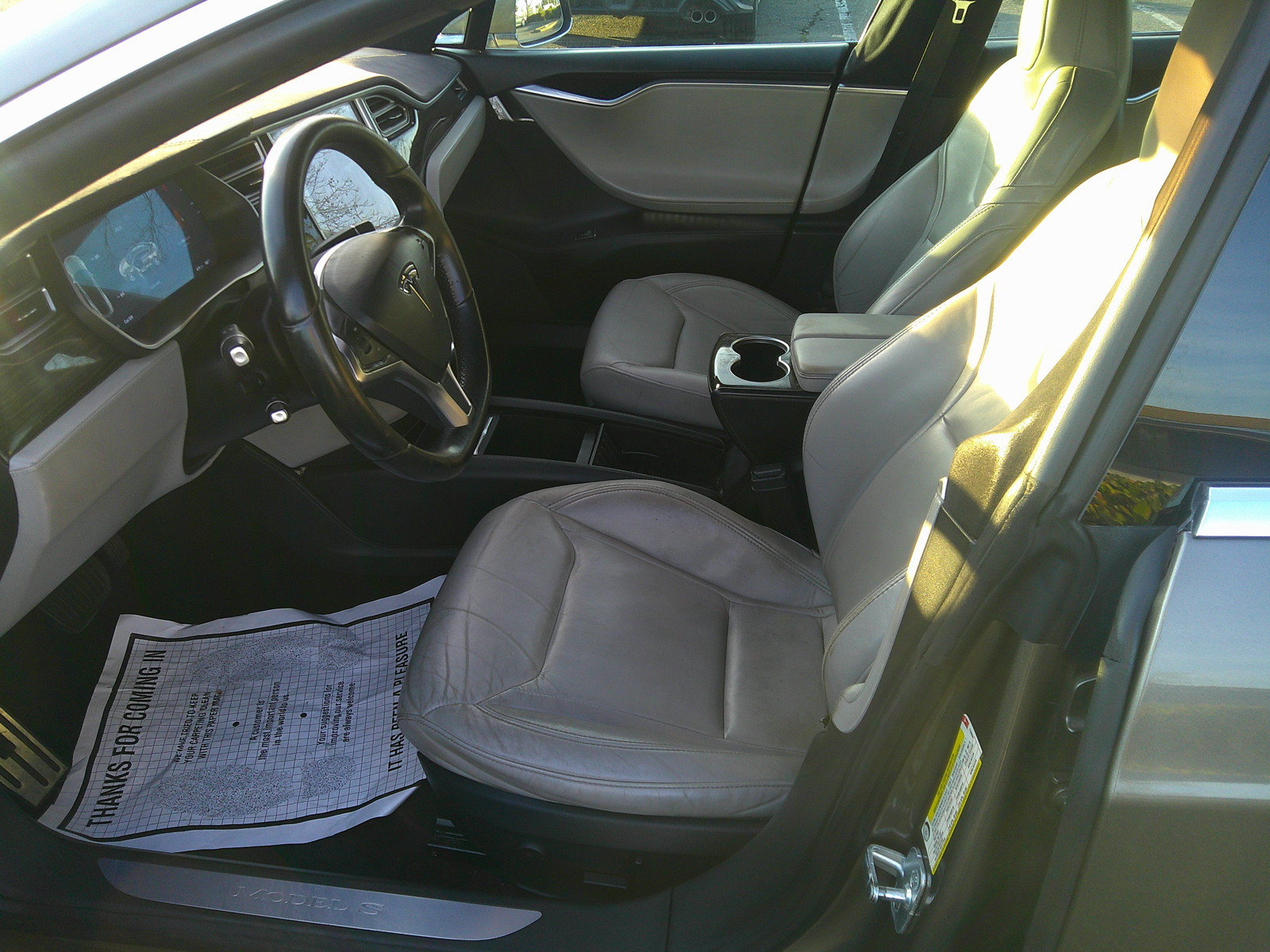 Used 2015 Tesla Model S 85 RWD image 7