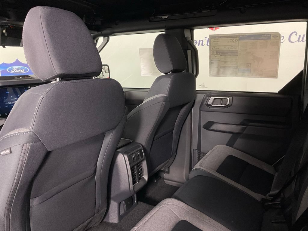 New 2026 Ford Bronco 4-Door AWD/4WD image 15
