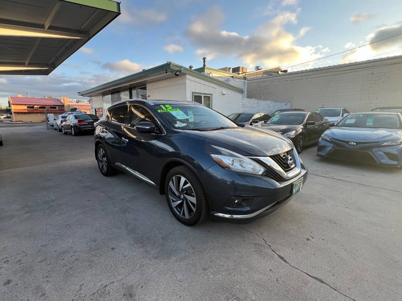 Used 2015 Nissan Murano Platinum w/ Platinum Technology Package AWD/4WD image 1