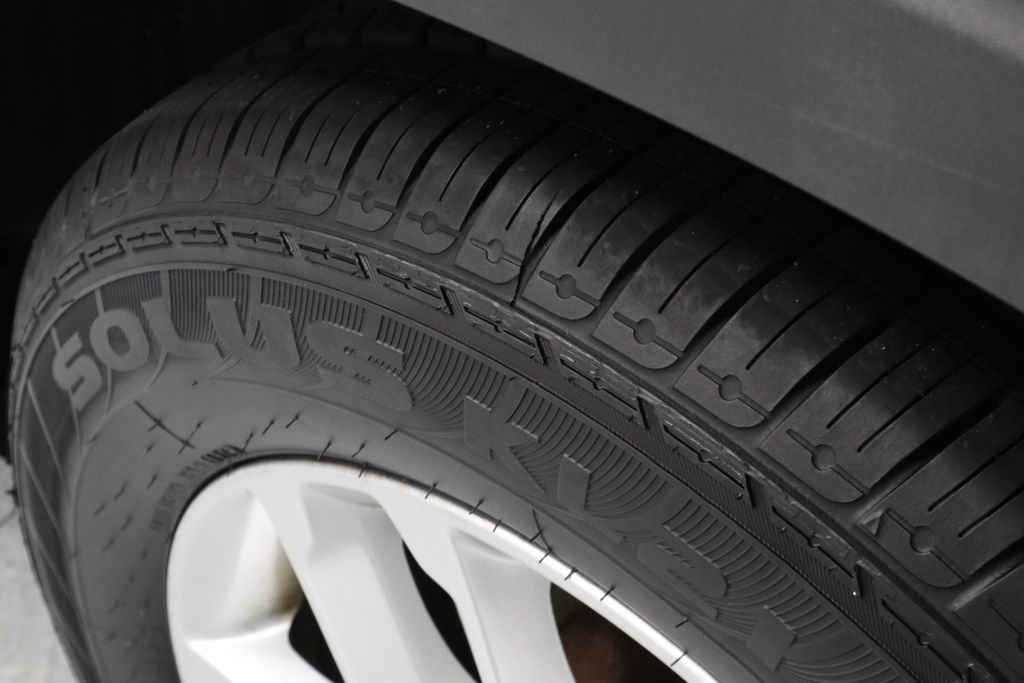 Used 2015 Kia Sorento LX FWD image 17