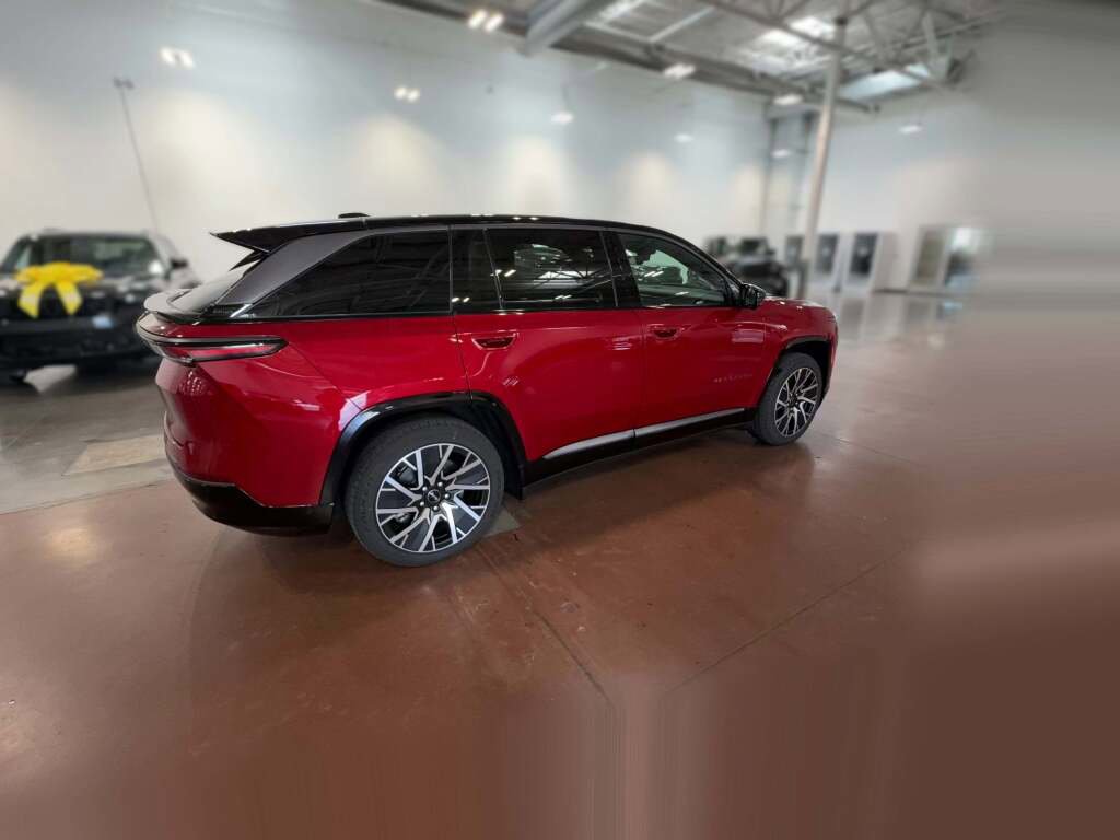 New 2025 Jeep Wagoneer S Limited image 13